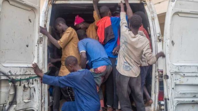 FCT police intercepts suspected human traffickers with 59 children