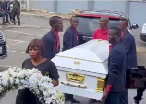Late gospel singer, Big Bolaji, buried in Ibadan