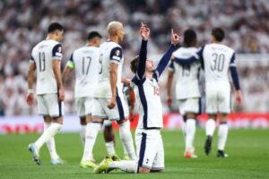 BREAKING: Tottenham beat Man United to win Europa League
