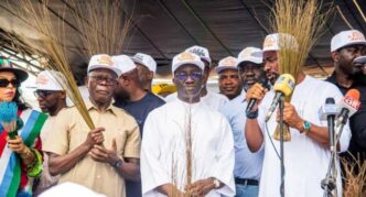 Edo speaker, 17 LG chairmen, councilors dump PDP, join APC