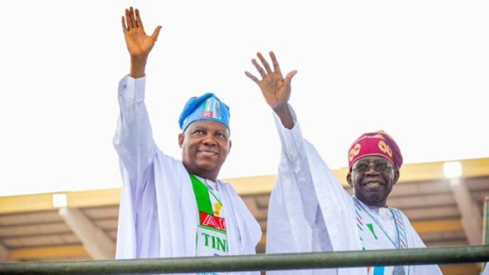 Four more PDP governors, 12 senators, reps move to join APC