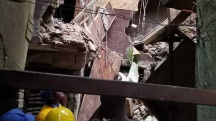 BREAKING: Four rescued as three-storey building collapses in Lagos