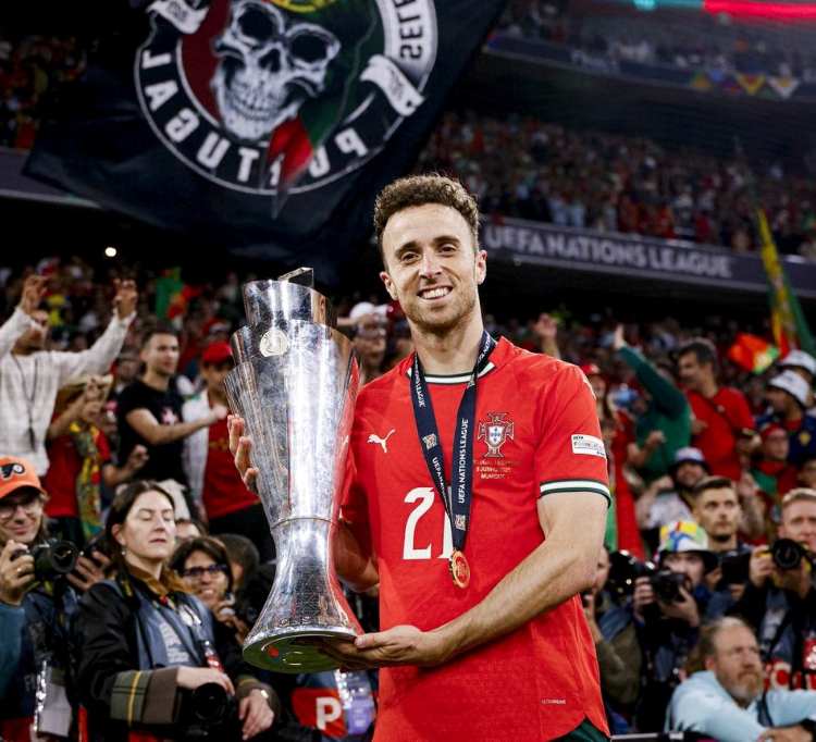 JUST IN: Liverpool star, Diogo Jota dies in car crash - two weeks after wedding