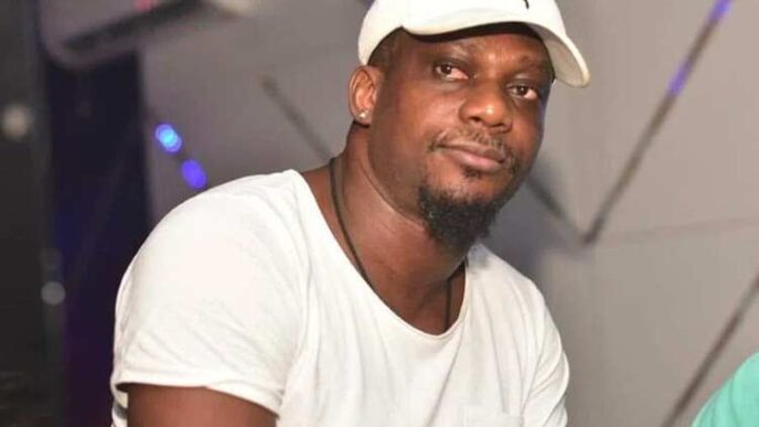 Sunday Oliseh loses brother to illness