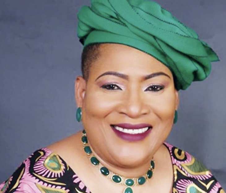 In loving memory of the Yeyesewa of Lagos