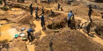 The residents of the Western Bypass area near El-Amin University in Minna, Niger State, were thrown into panic after a violent clash ensued between suspected groups of illegal miners in the early hours of Thursday
