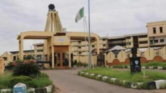 Governor Seyi Makinde of Oyo State has expressed his readiness to embrace constructive dialogue by engaging stakeholders who kicked against the proposed renaming of The Polytechnic, Ibadan.