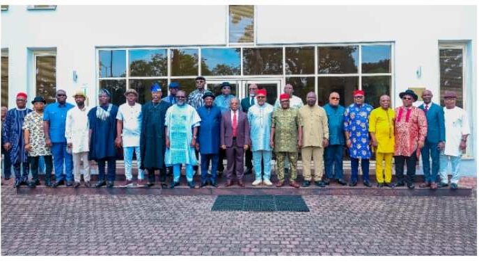 23 newly elected Rivers LG chairmen sworn-in