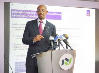 Applause as FCMB Group presents facts behind ₦160bn public offer
