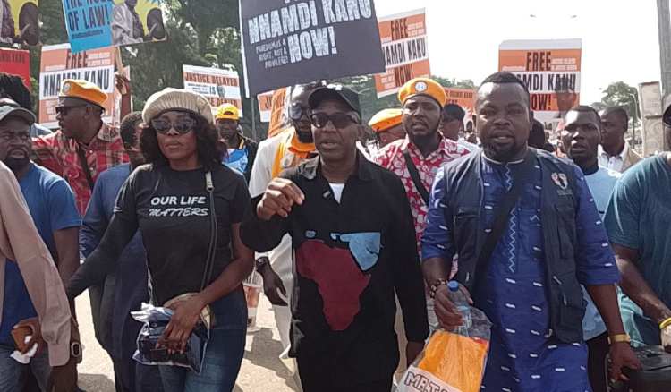 Sowore, Nnamdi Kanu’s lawyer, 11 others granted bail