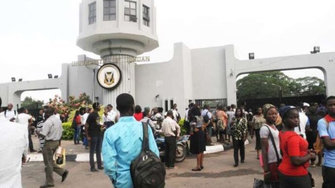 FG okays 150 cut-off mark for universities, nursing colleges