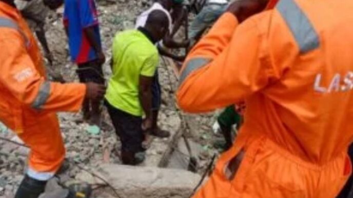 One killed, eight rescued as another building collapses in Lagos
