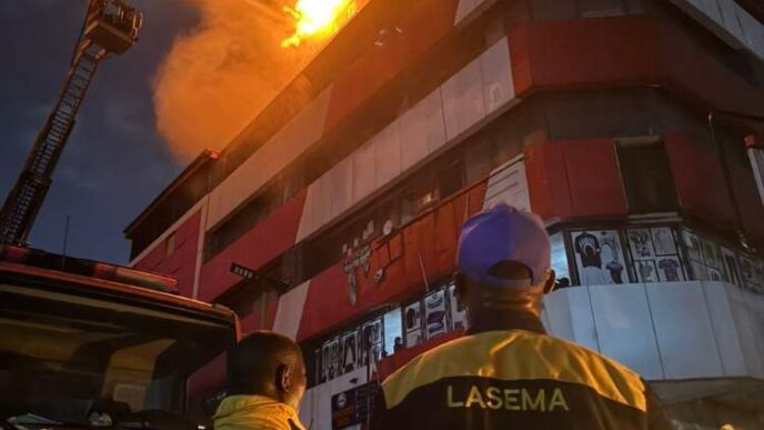 Lagos building fire: Seven hospitalised, plaza, mosque destroyed