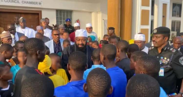 JUST IN: NSA hands over 100 rescued Niger schoolchildren to state govt