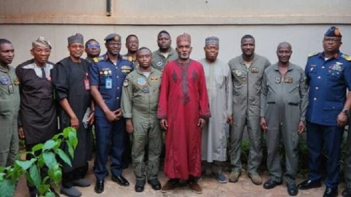 Burkina Faso frees 11 detained Nigerian soldiers, aircraft