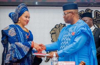 JUST IN: Akpabio orders lawyers to withdraw defamation suits against Natasha, others [VIDEO]