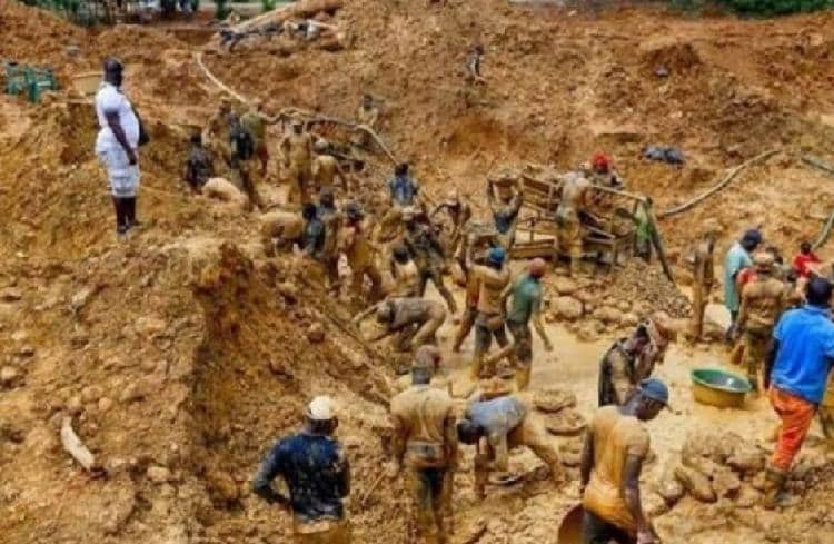Oyo govt suspends traditional ruler over ‘illegal mining activities’