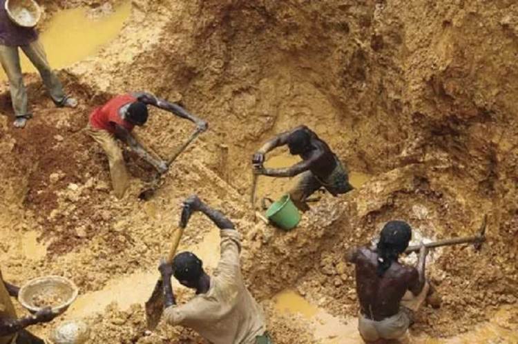 FG seals Plateau mine after gas leak kills 37