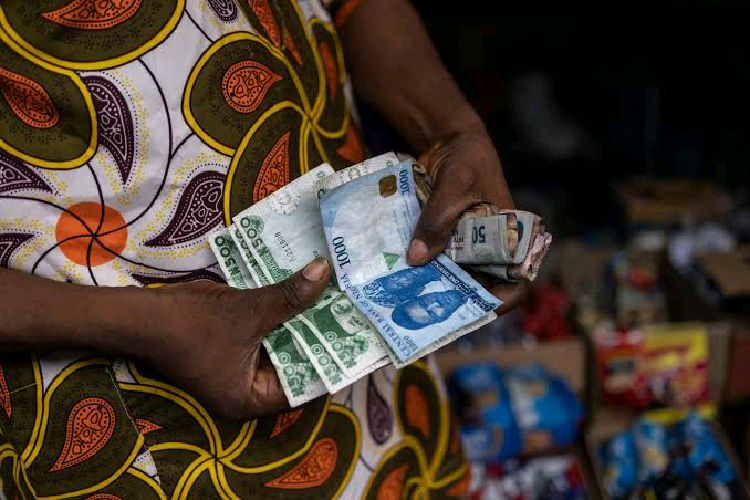 ‘How loan apps became a survival tool for Nigerian youths’