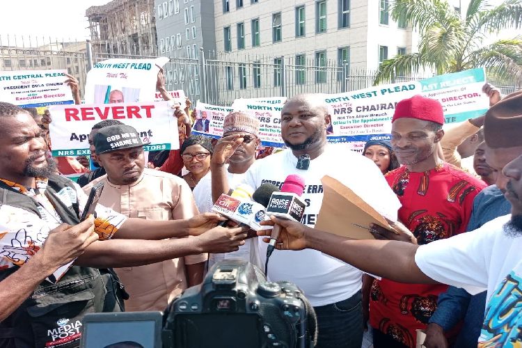 Protesters block Nigerian Revenue Service hqtrs over directors' appointment
