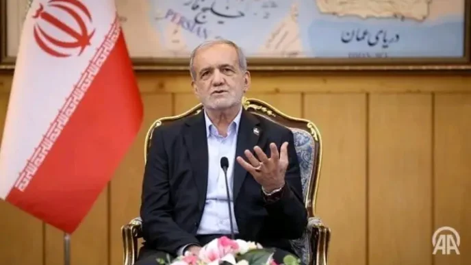 Iran hits UAE, Saudi Arabia despite pledge to spare neighbours