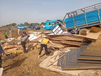 10 killed, 20 injured as truck crashes in Niger state