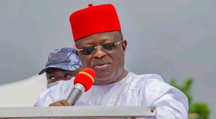 FG inherited N13trn debt, 268 road projects – Umahi