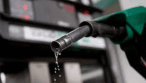Experts back Dangote, slam marketers over blackmail attempt on fuel price hike