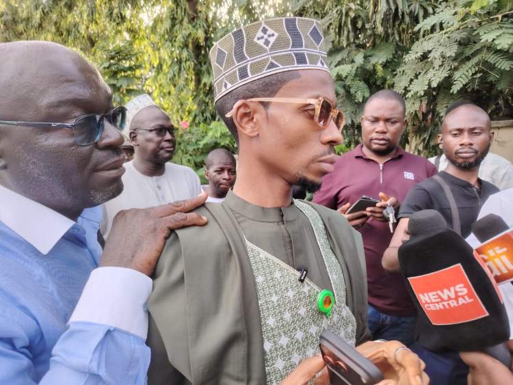 El-Rufai family, loyalists protest at DSS HQ over detention