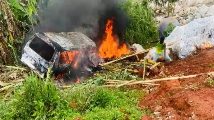 Five burnt to death, 10 injured in Ogun lone crash