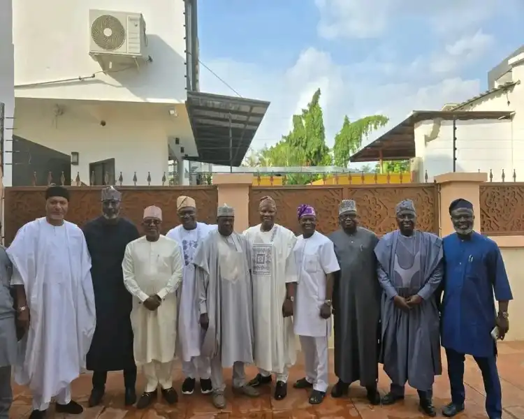 10 gov aspirants write Tinubu over Kwara leadership crisis 