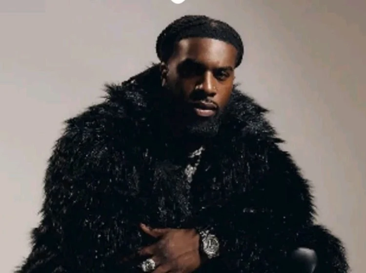 UK-Based Nigerian singer Talay Riley stabbed to death in London