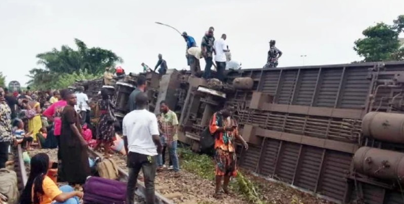 Three dead as Warri–Itakpe train derails in Delta