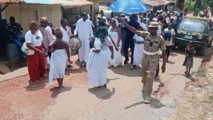 Ogun traditional worshippers hold spiritual walk, seek release of abducted Oyo pupils