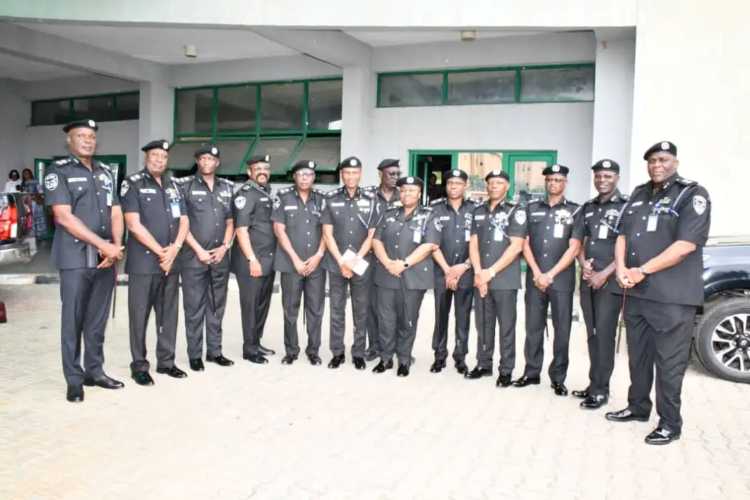 PSC promotes 93 senior police officers, elevates 13 CPs to AIG